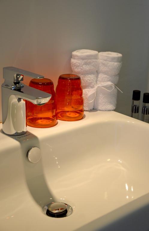 Logis Hotel Du Port Plobannalec-Lesconil ห้อง รูปภาพ
